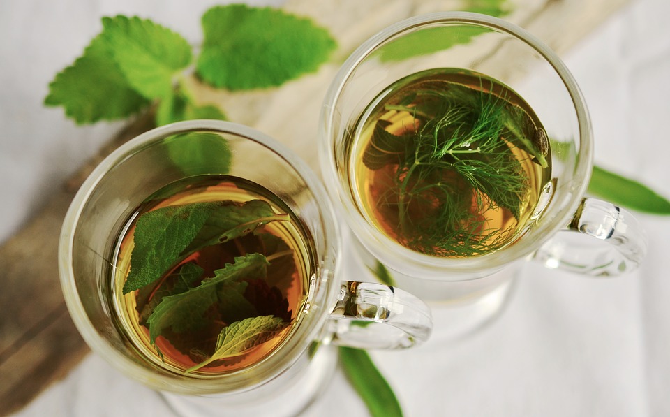 Jaké bylinkové čaje mají léčivé účinky